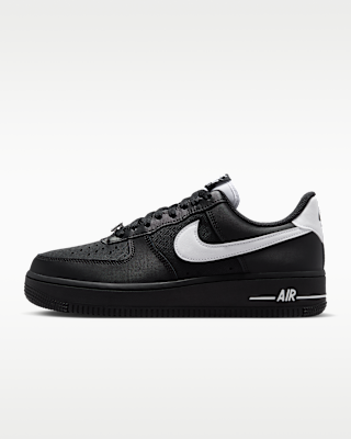 本日価格　新品未使用　NIKE ナイキ　エアフォース1 '07 SE 23.5 NIKE公式】ナイキ エア フォース 1 '07 SE ウィメンズシューズ
